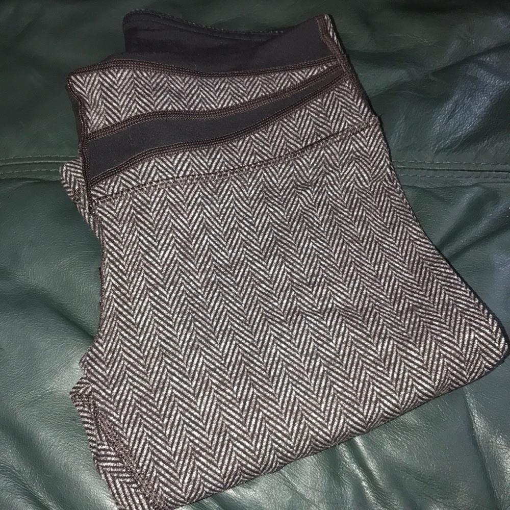 Lululemon 6